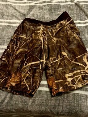 Realtree Camouflage Shorts in Brown and Tan